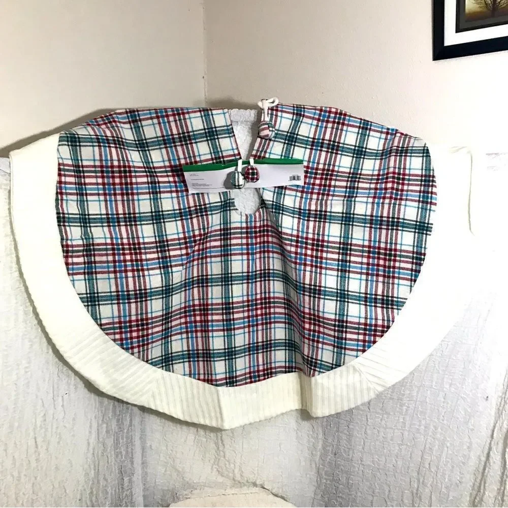 Place & Time by Joann Plaid Christmas Tree Skirt